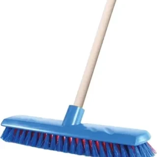 Щетка для пола подметальная "ШРОБЕР" с черенком